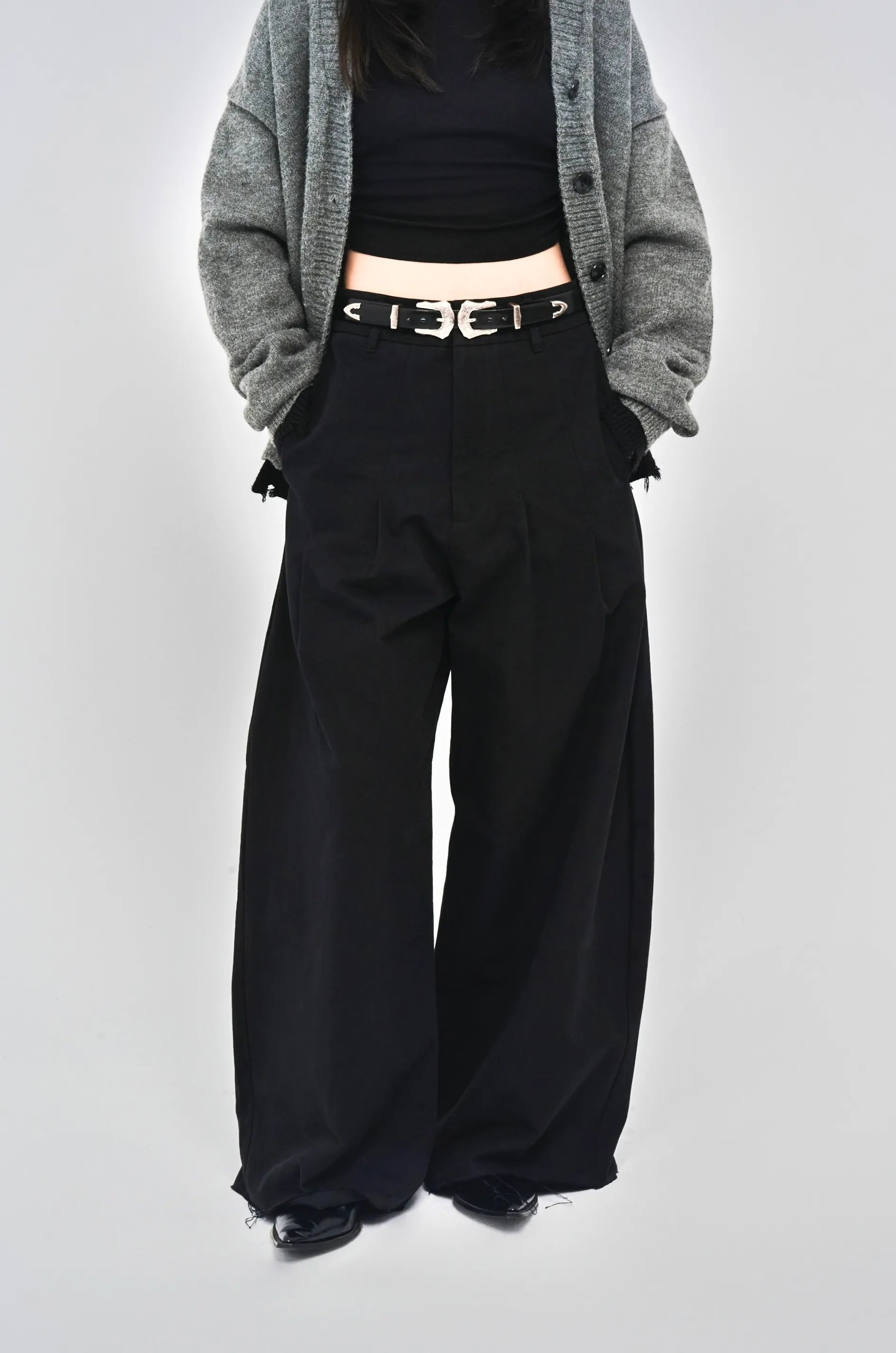 ALEE OASIS Wide-Leg Pleated Raw-Edge Trousers