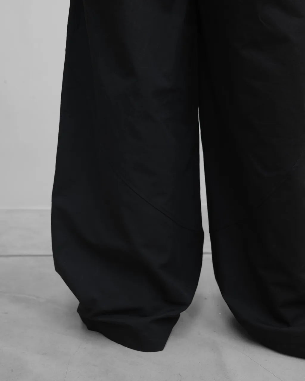 ANONYMOUS TALKING  F25-P10 Baggy Trousers
