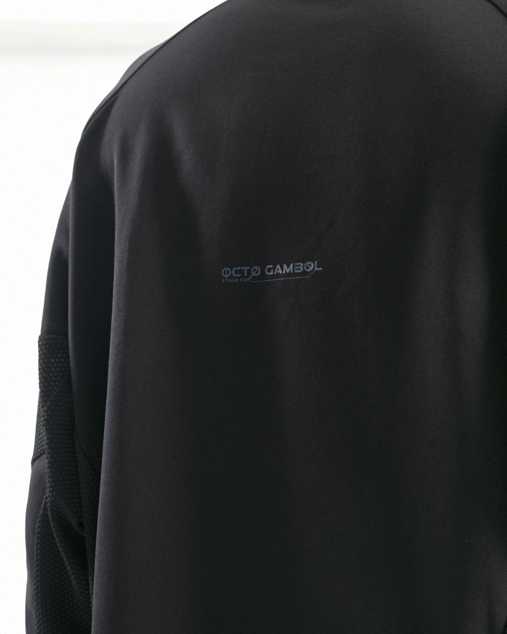 OCTO GAMBOL - S26-PRE-T1 / Flow Mesh Tee