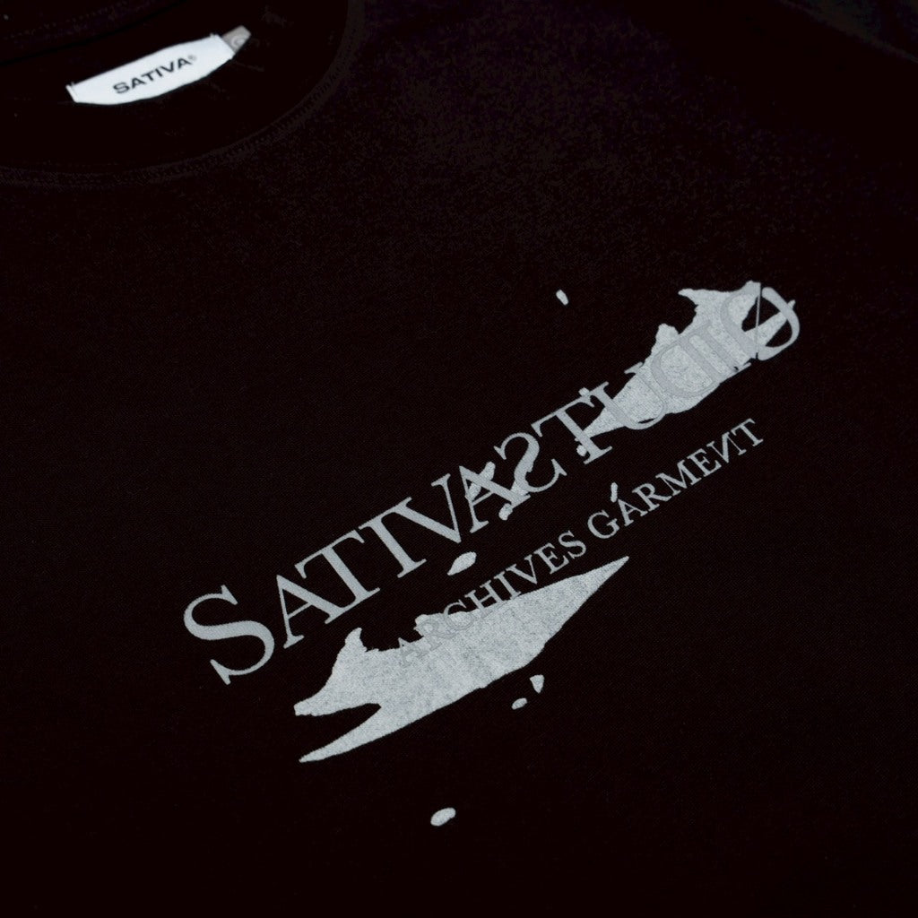 SATIVA - BE-01 “Fluttering” Tee